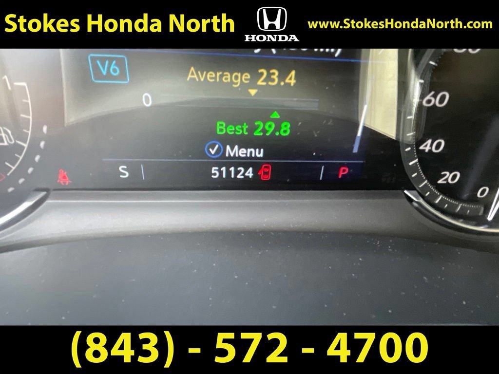 Used 2023 White Cadillac Premium Luxury image 7