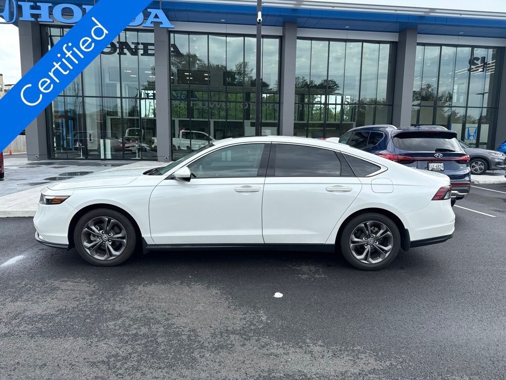 Certified Used 2023 Platinum White Pearl Honda EX image 1
