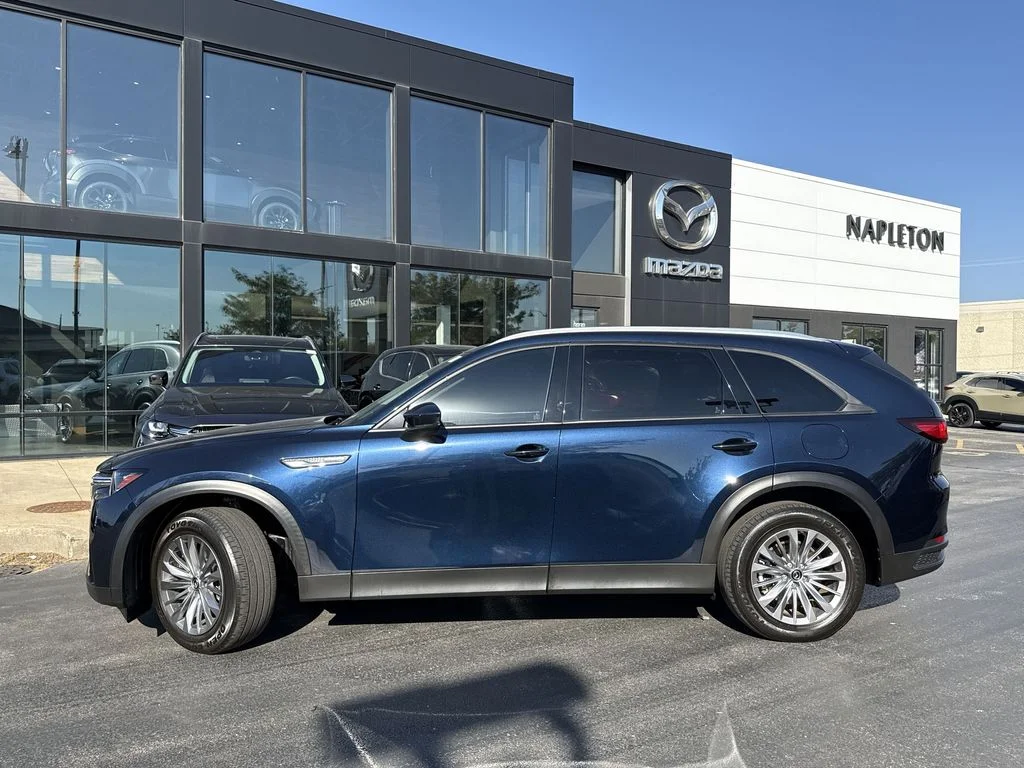 Used 2024 Blue Mazda Preferred image 8