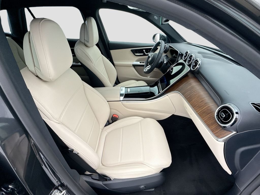 New 2026 Graphite Grey Metallic Mercedes-Benz GLC 300 image 19