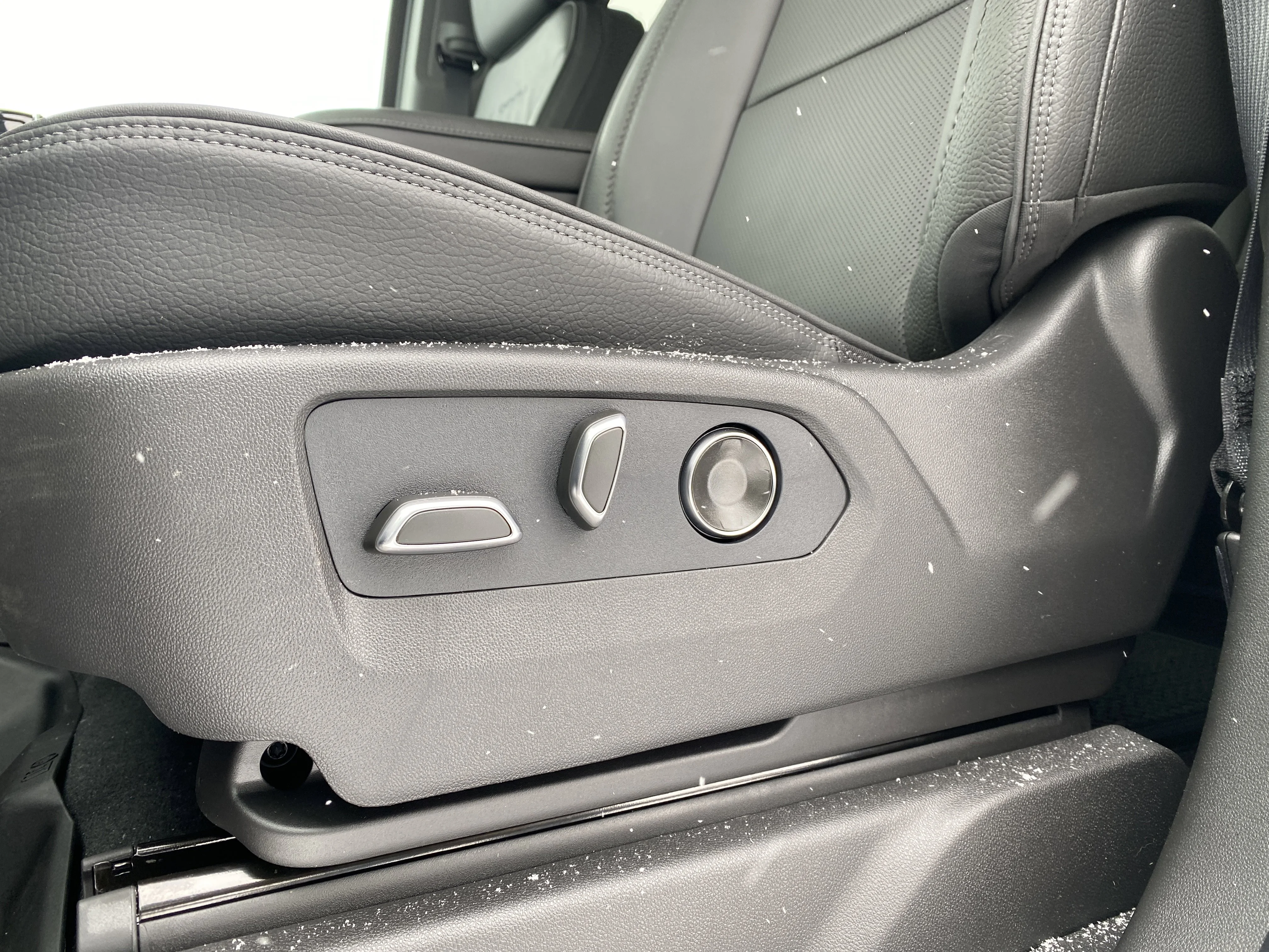 New 2026 ONYX BLACK GMC Denali image 28