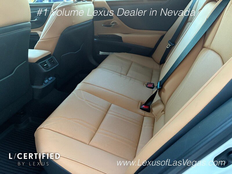 Certified Used 2025 White Pearl Lexus 300h Luxury image 5