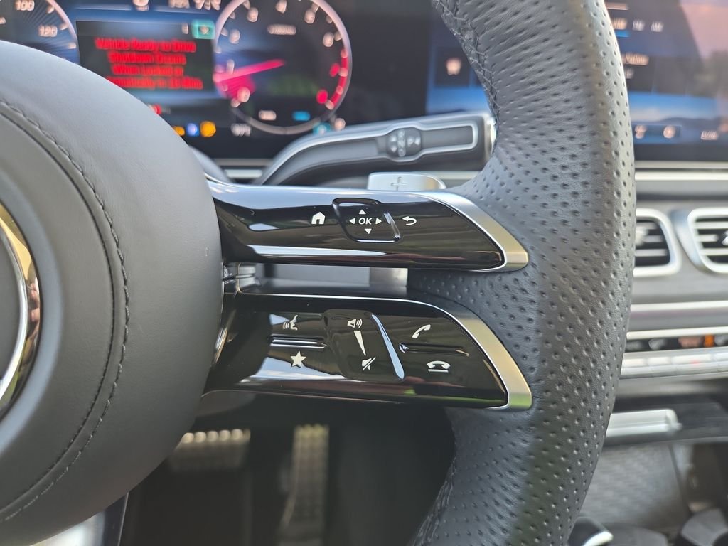 Certified Used 2026 Black Mercedes-Benz GLS 450 image 21