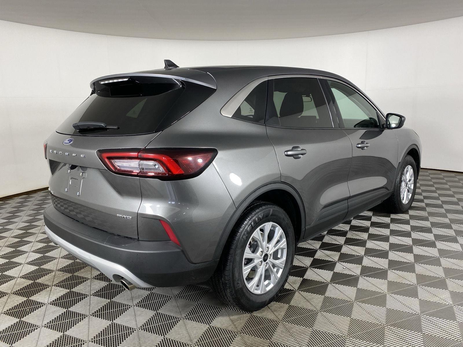 Used 2023 Carbonized Gray Metallic Ford Active image 17
