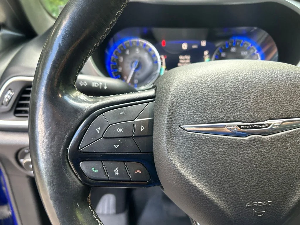 Used 2019 Blue Chrysler Touring L image 23