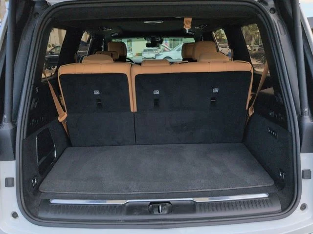 Certified Used 2022 Bright White Clearcoat Jeep Series III image 13