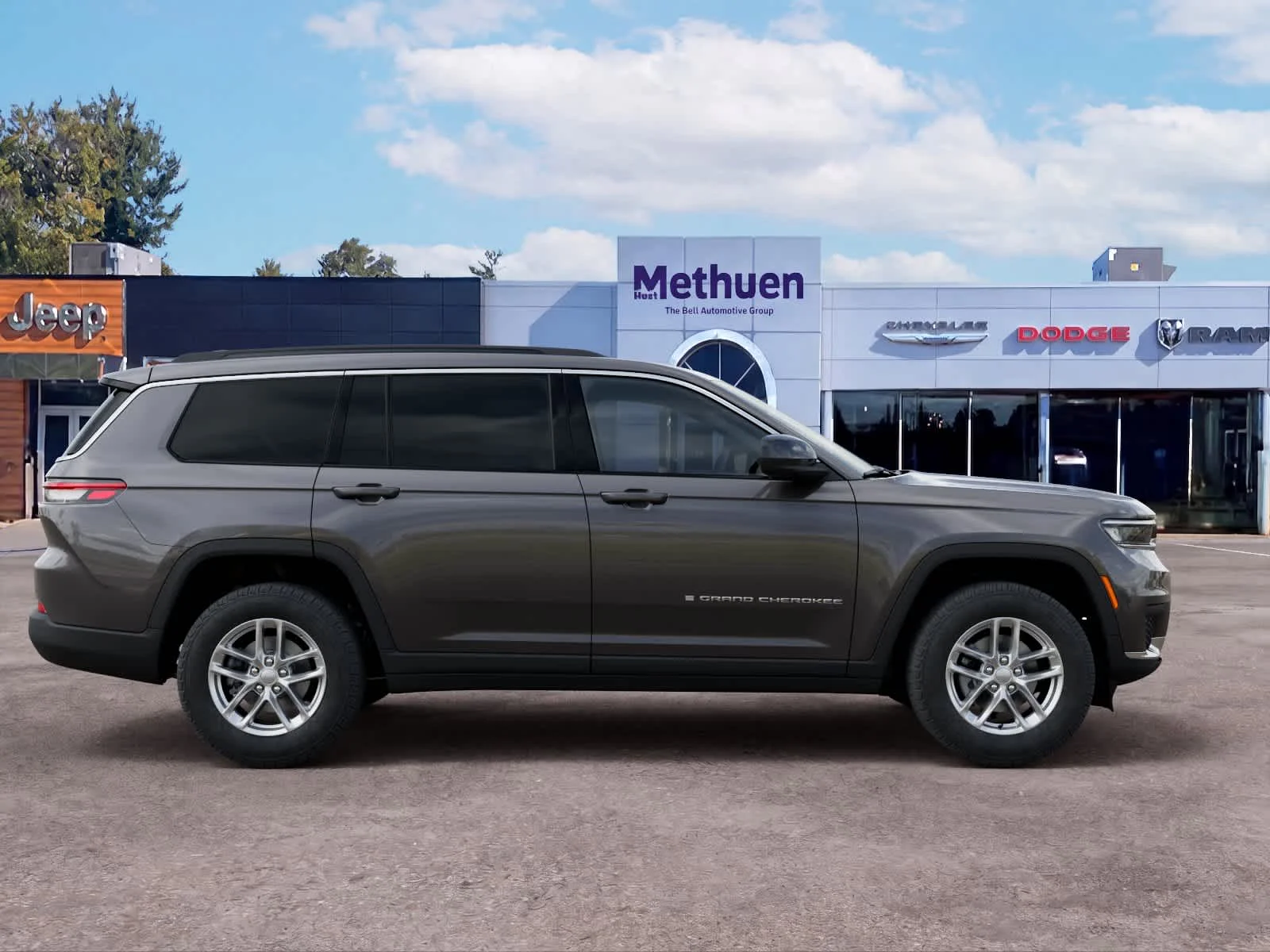 New 2026 Baltic Gray Metallic Clearcoat Jeep Laredo X image 21