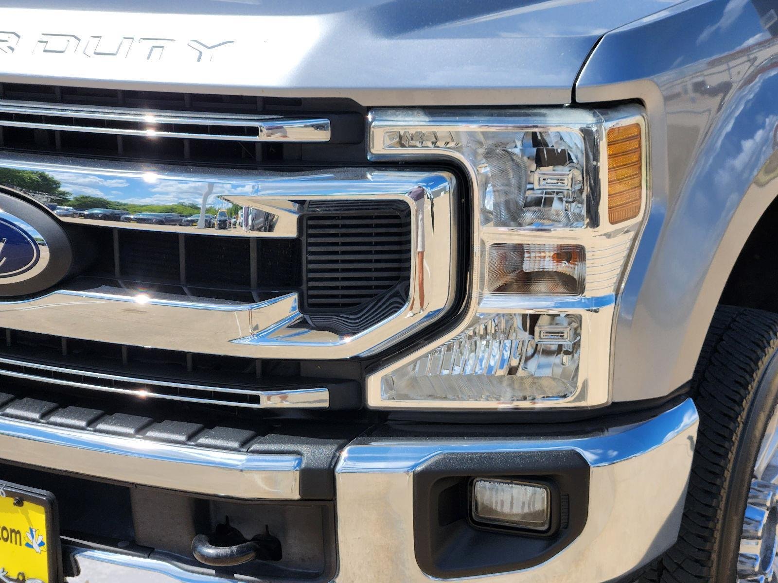 Used 2020 Iconic Silver Ford XLT image 7