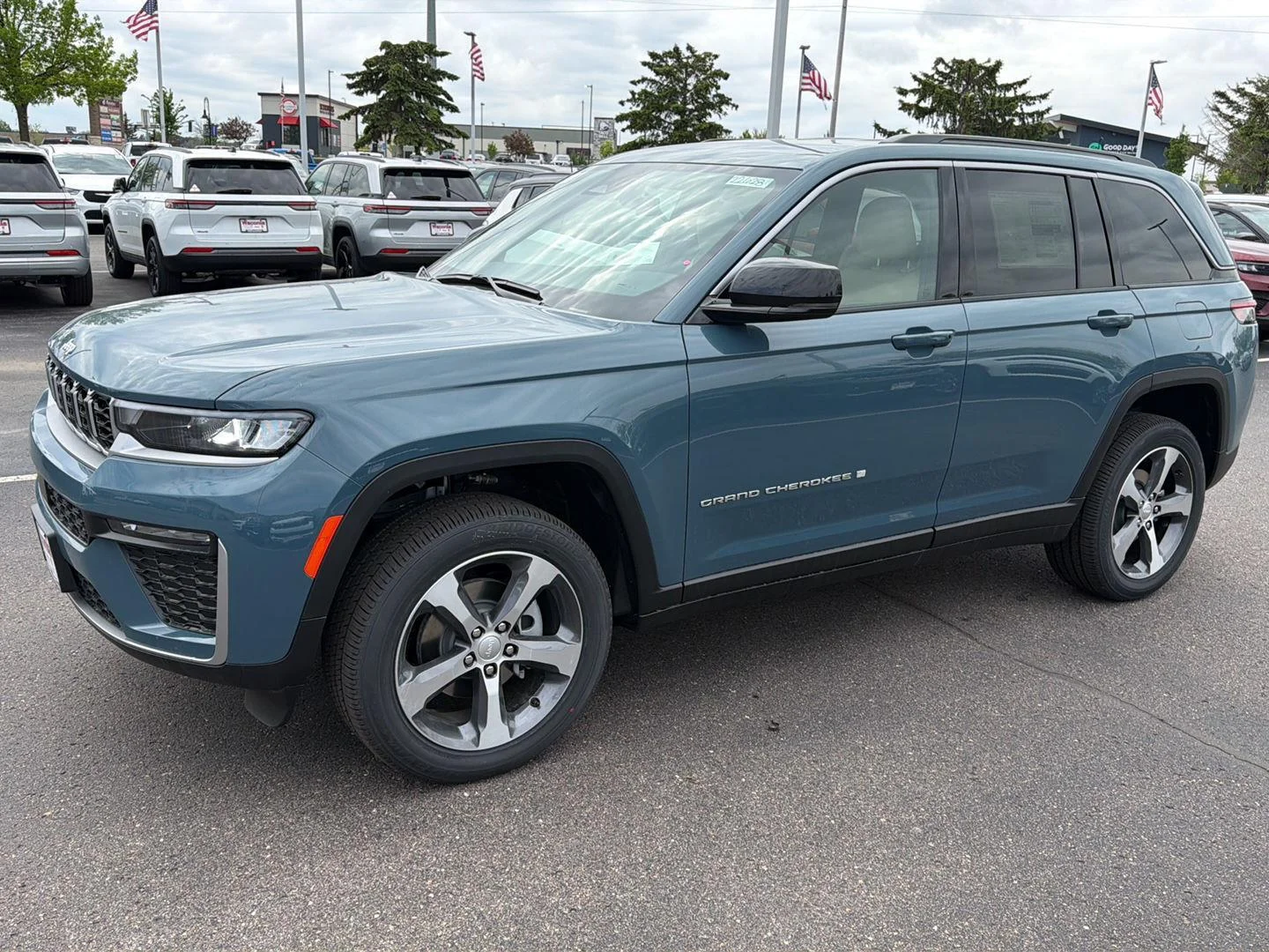 New 2026 Steel Blue Exterior Paint Jeep Limited image 1