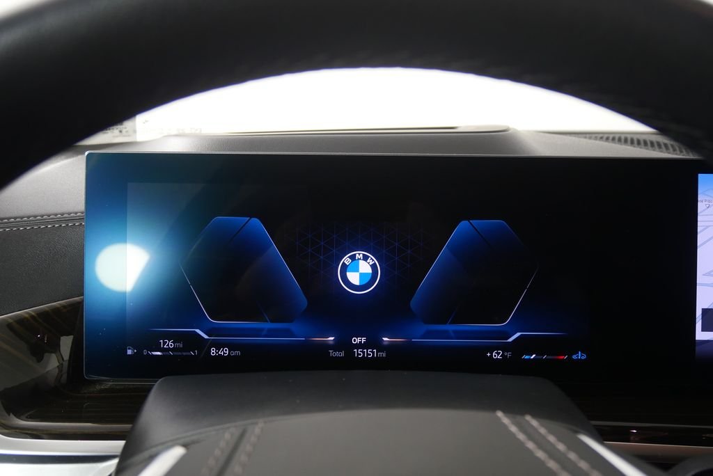 Certified Used 2025 Manhattan Green Metallic BMW xDrive40i image 20