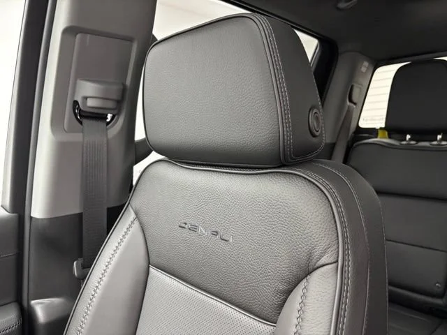 2026 GMC Sierra 2500HD Denali - Photo 46