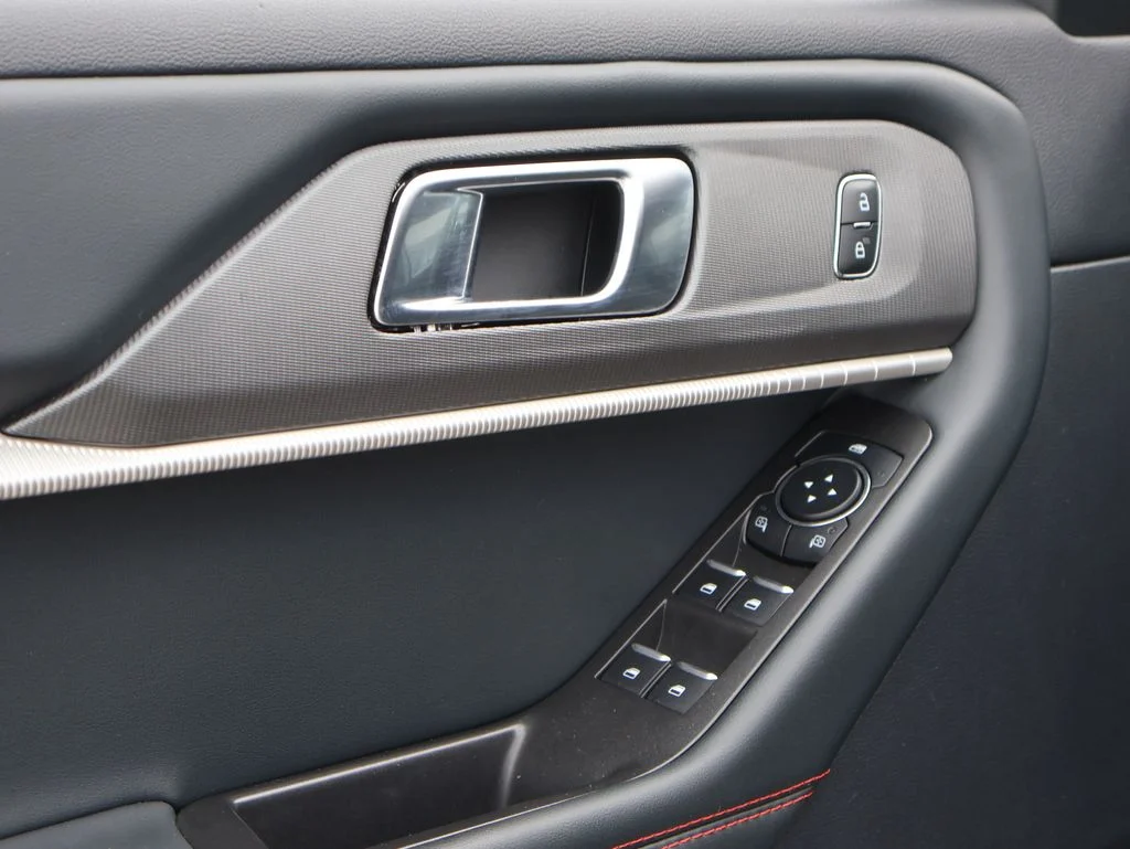 Certified Used 2025 Gray Metallic Ford ST-Line image 24