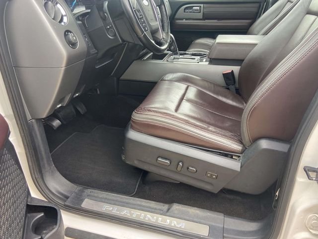 Used 2015 White Platinum Clearcoat Metallic Ford Platinum image 11