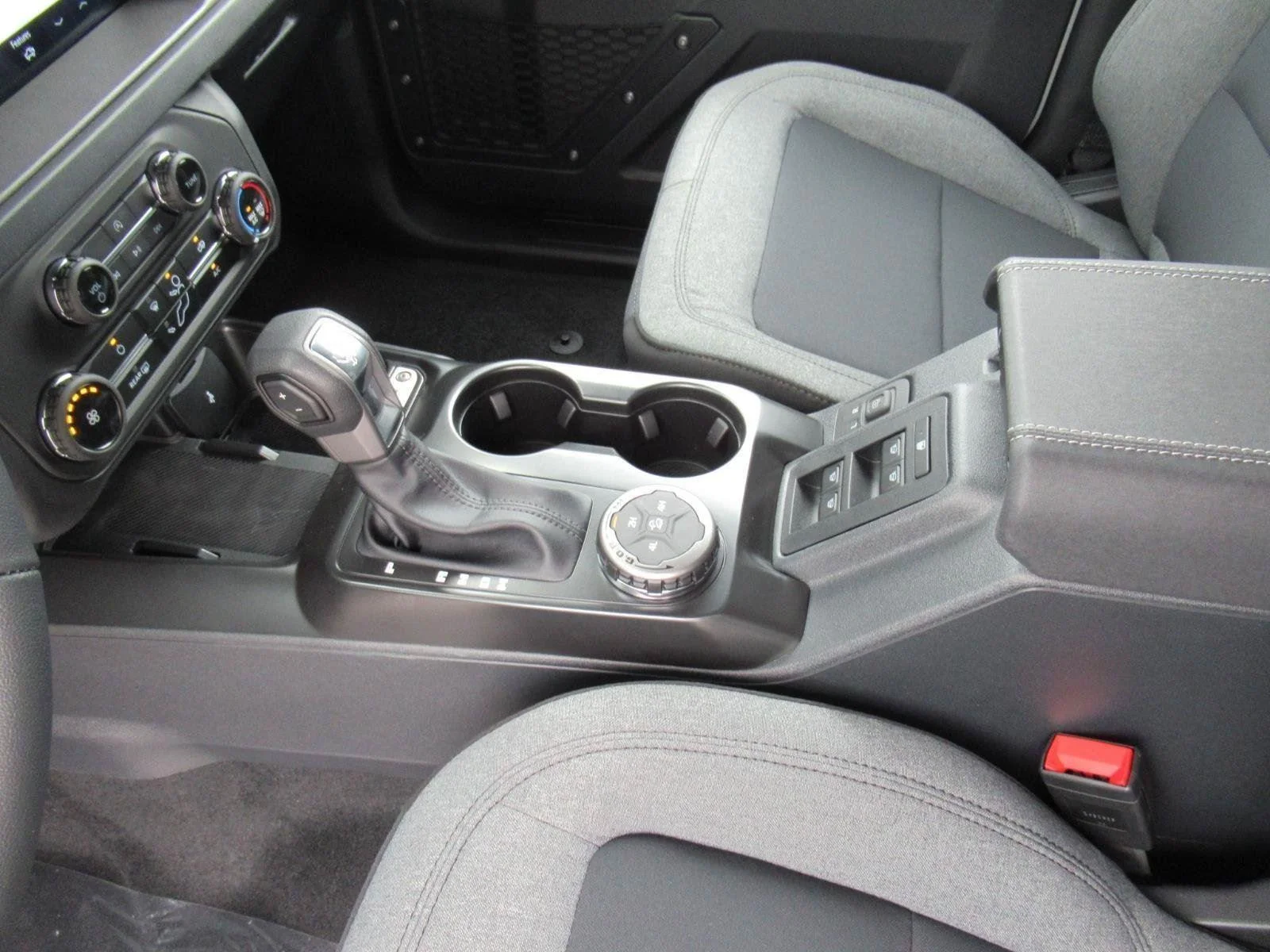 New 2026 Avalanche Gray Ford Big Bend® image 18