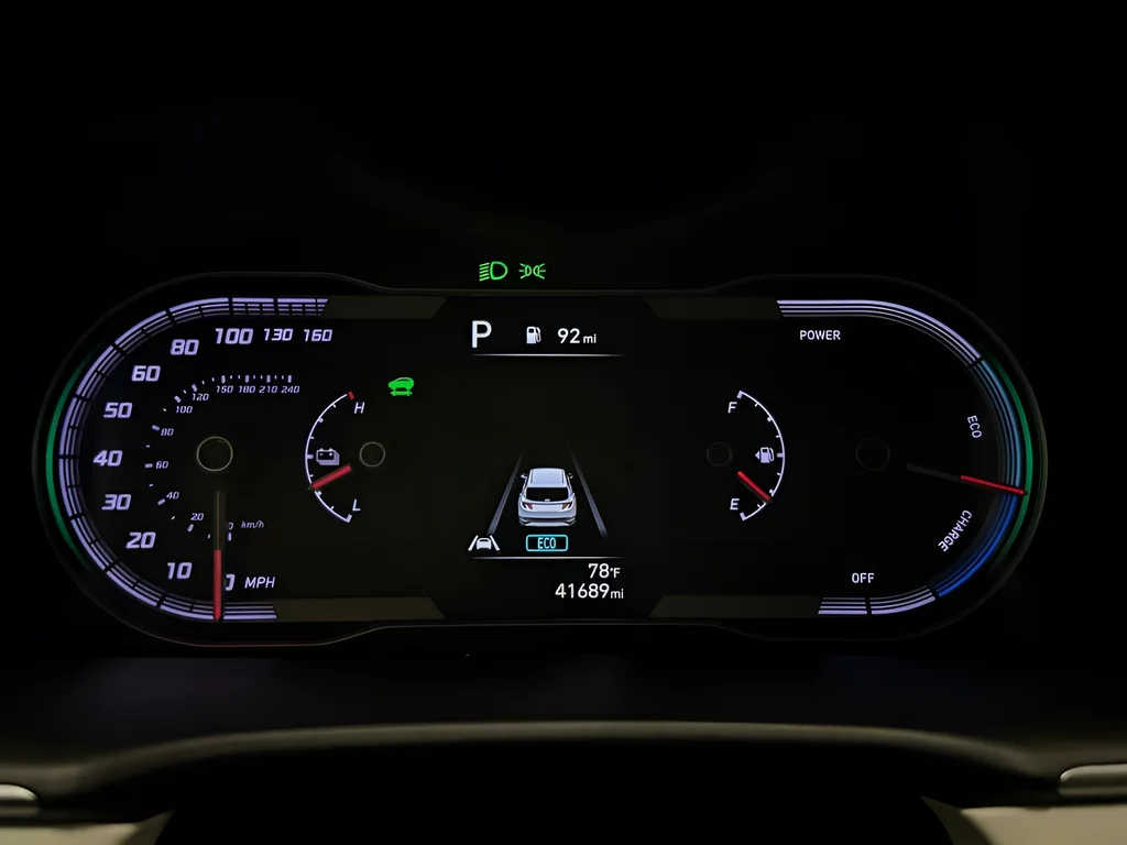 Used 2023 Black Hyundai Blue image 23