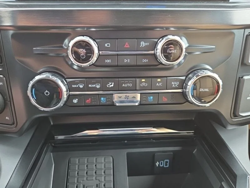 New 2026 Gray Ford Lariat image 43
