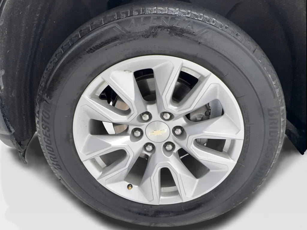 Used 2022 Black Chevrolet Custom image 12