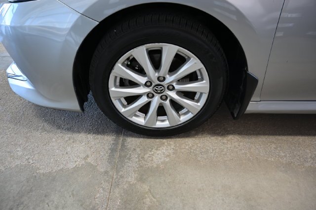 Used 2019 Silver Toyota LE image 28