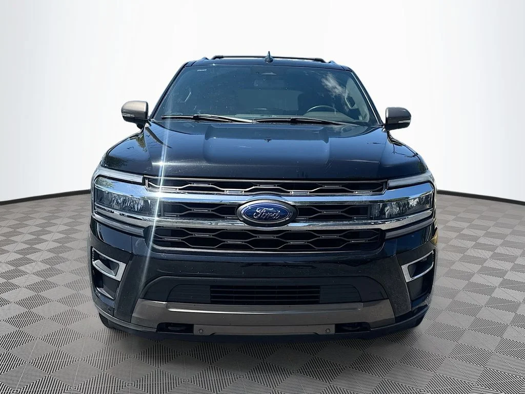 Used 2023 Black Ford King Ranch image 2