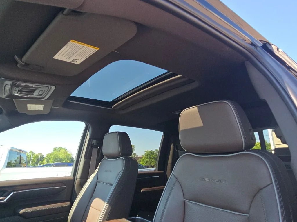 Used 2024 Black GMC Denali image 27