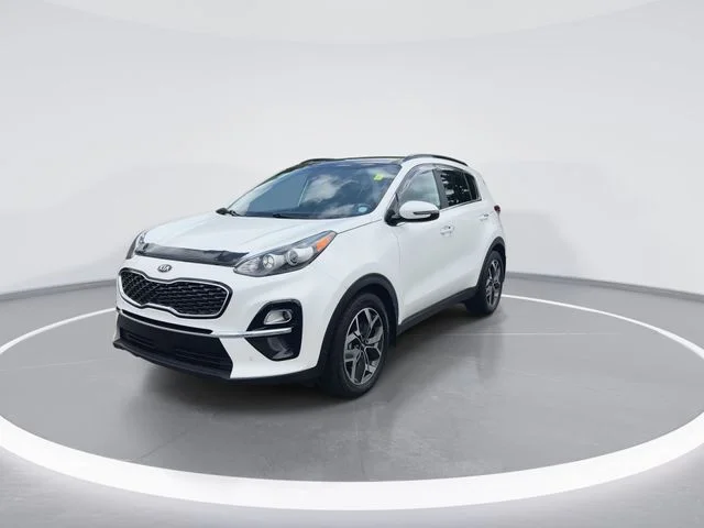 Used 2022 White Kia EX image 4