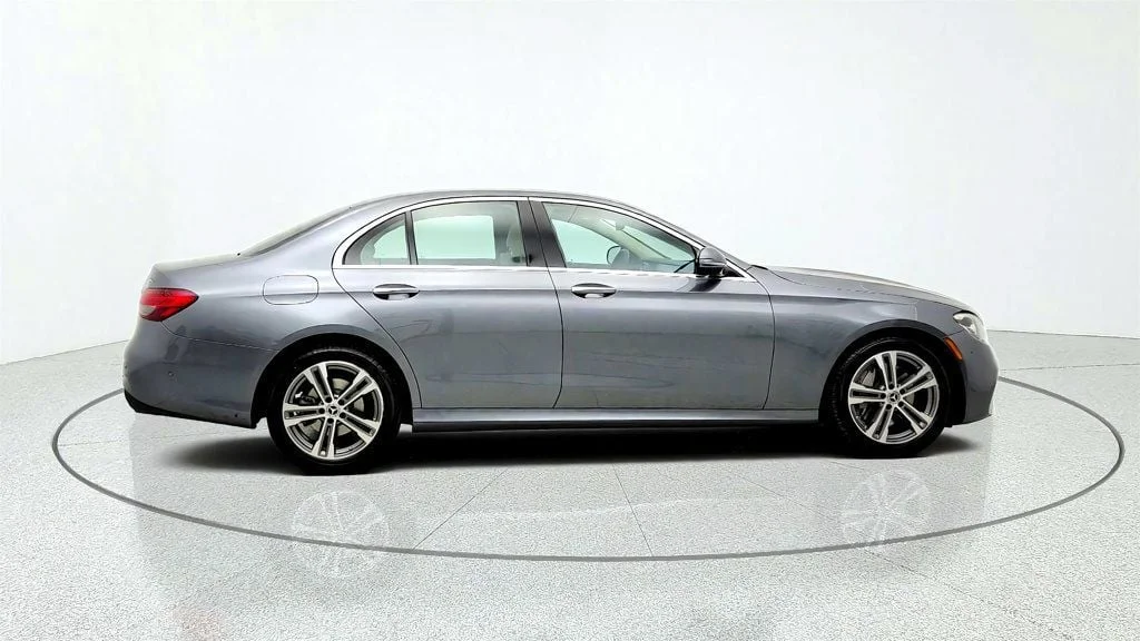 Used 2022 Selenite Grey Metallic Mercedes-Benz E 350 4MATIC® Sedan w/ Nappa Leather & Panorama Roof image 4