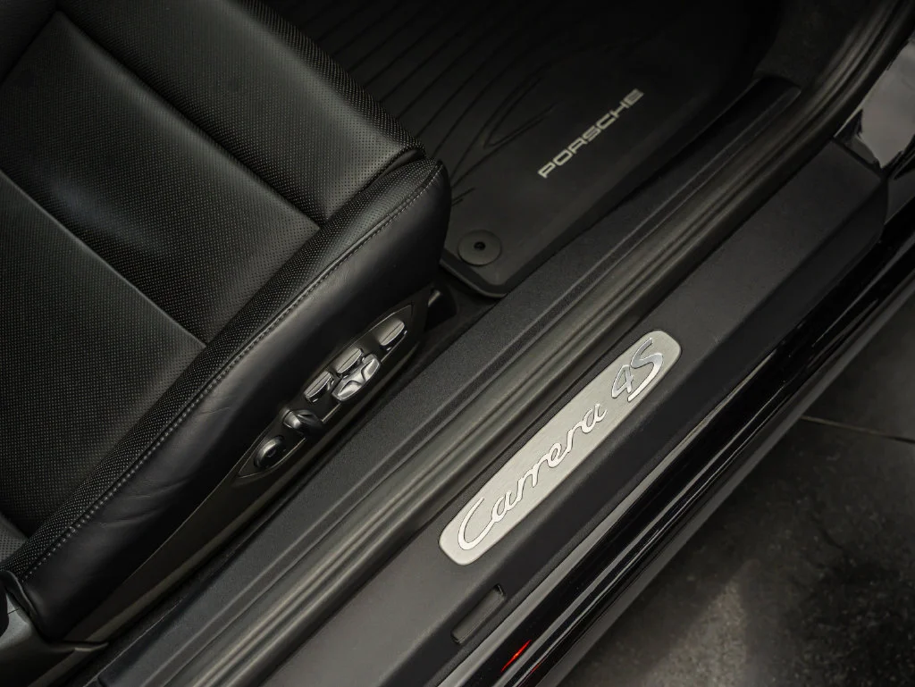 Used 2019 Jet Black Porsche Carrera 4S image 20