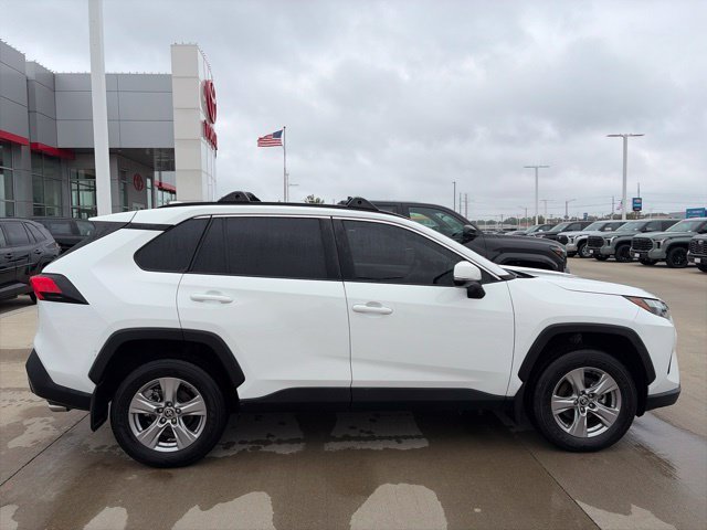 Used 2025 White Toyota XLE image 8