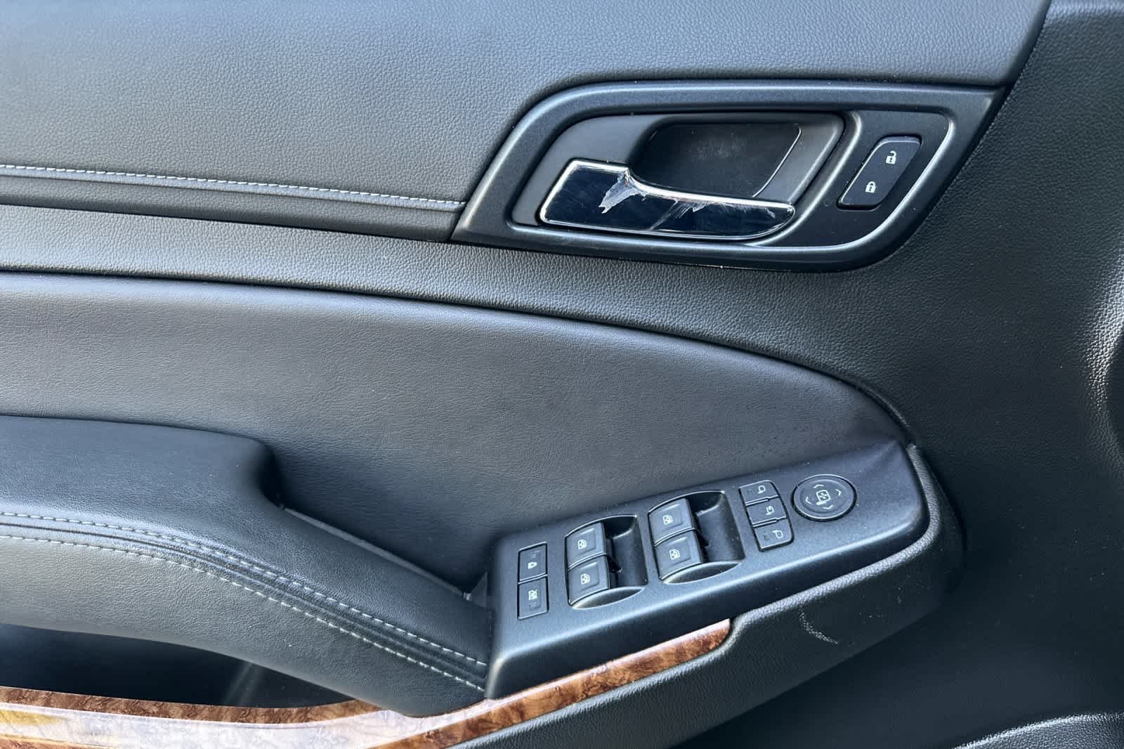 Used 2019 Black Chevrolet Premier image 12
