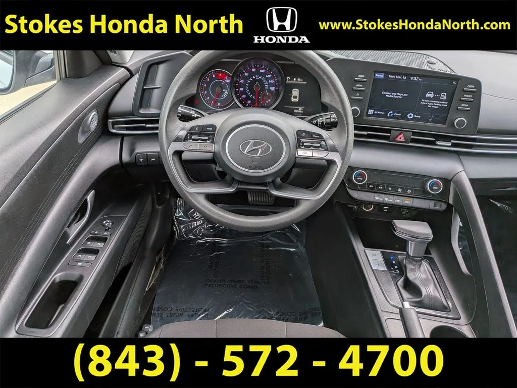 Used 2021 Gray Hyundai SEL image 16
