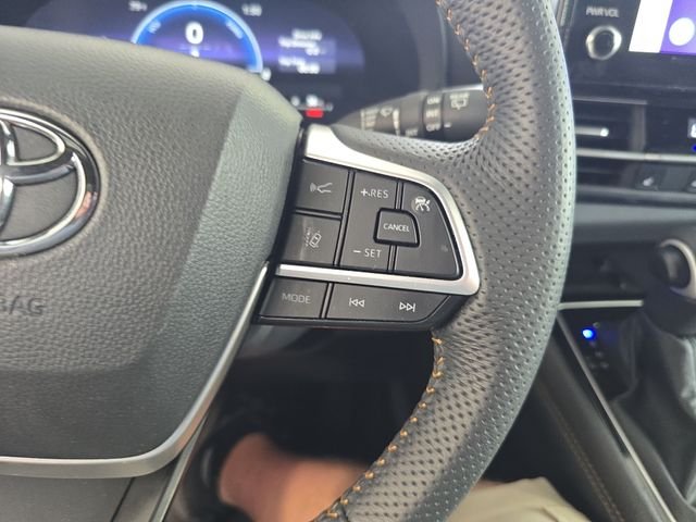 Used 2025 Silver Toyota Woodland Edition image 20