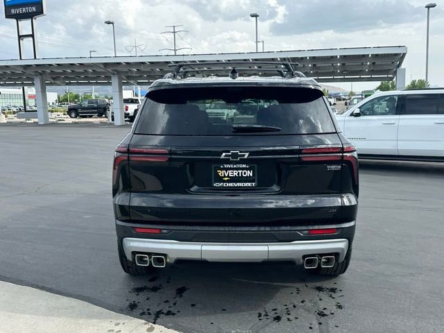 New 2026 Mosaic Black Metallic Chevrolet Z71 image 23