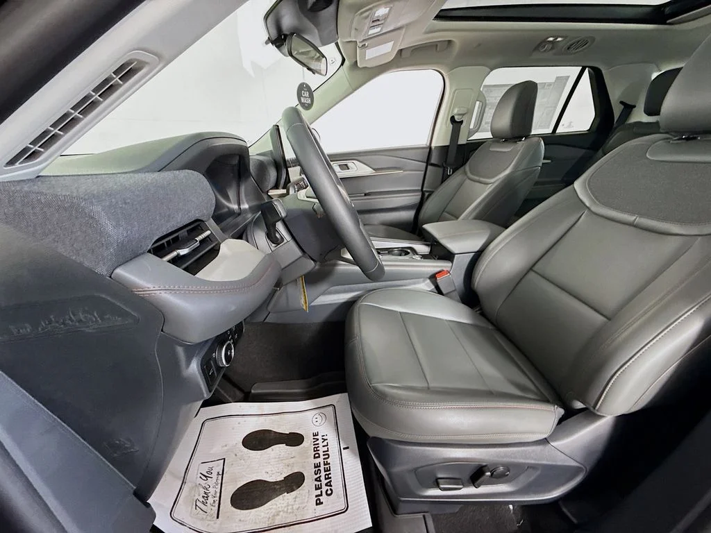 New 2026 Agate Black Metallic Ford Active image 21