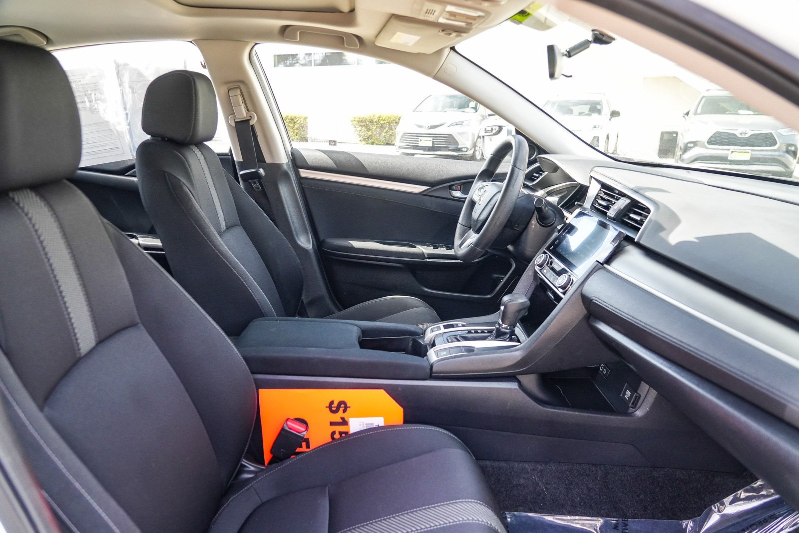 Used 2017 White Honda EX image 17