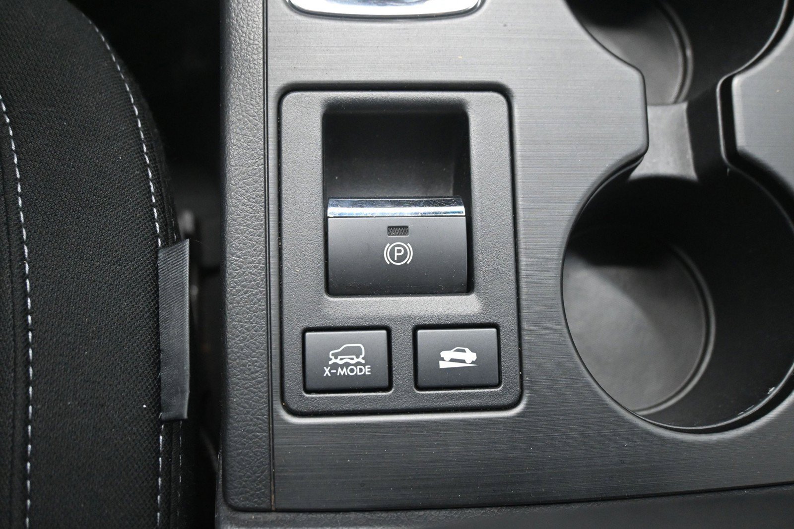 Used 2016 Carbide Gray Metallic Subaru 2.5i Premium image 27