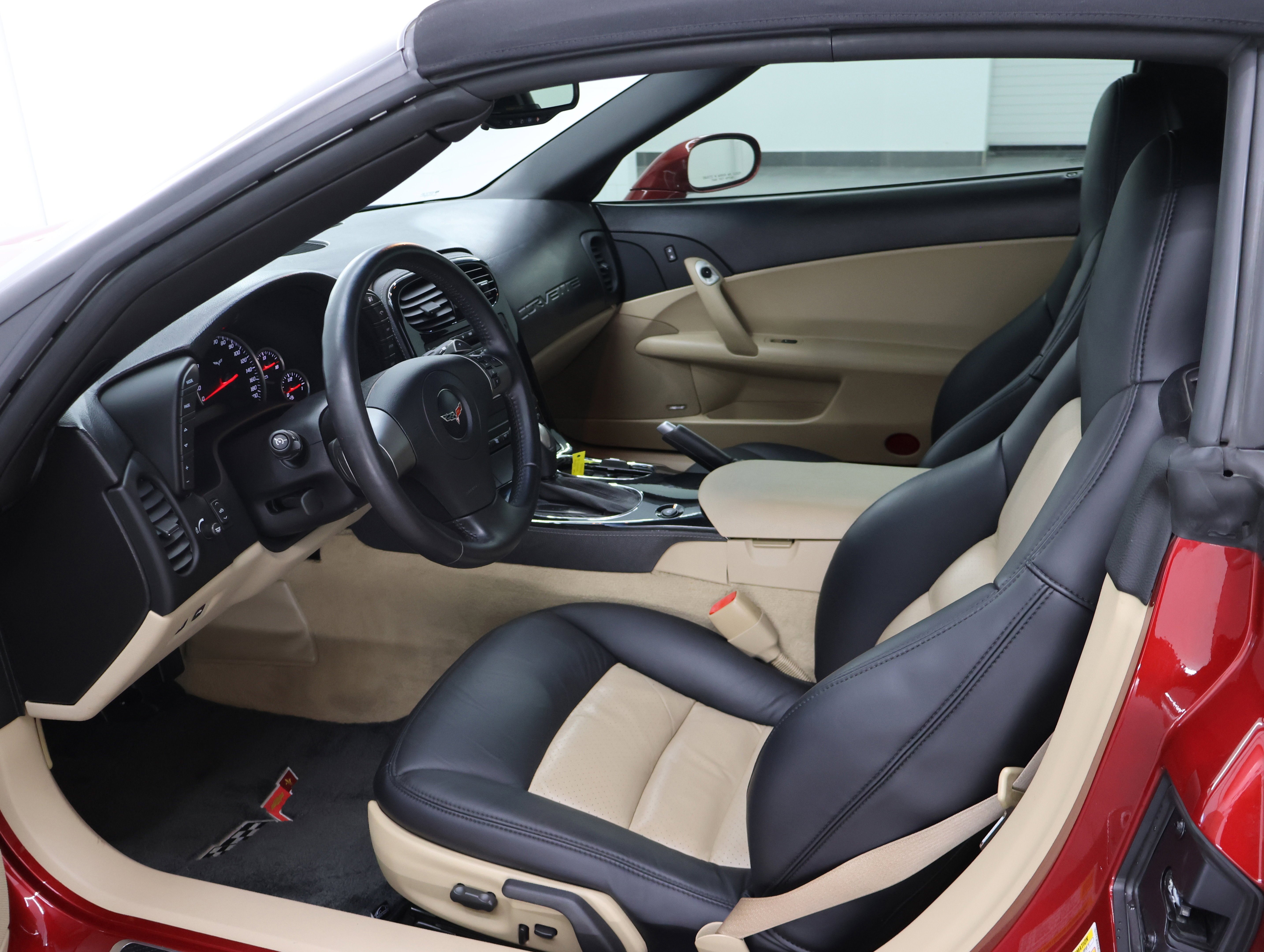 Used 2008 Crystal Red Metallic Tintcoat Chevrolet Convertible: 3LT-POWER TOP CONVERTIBLE-AUTO-HEATED LEATHER-MICHELIN TIRES image 8
