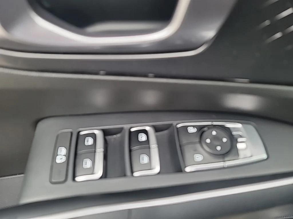 Certified Used 2023 Silver Kia S image 13