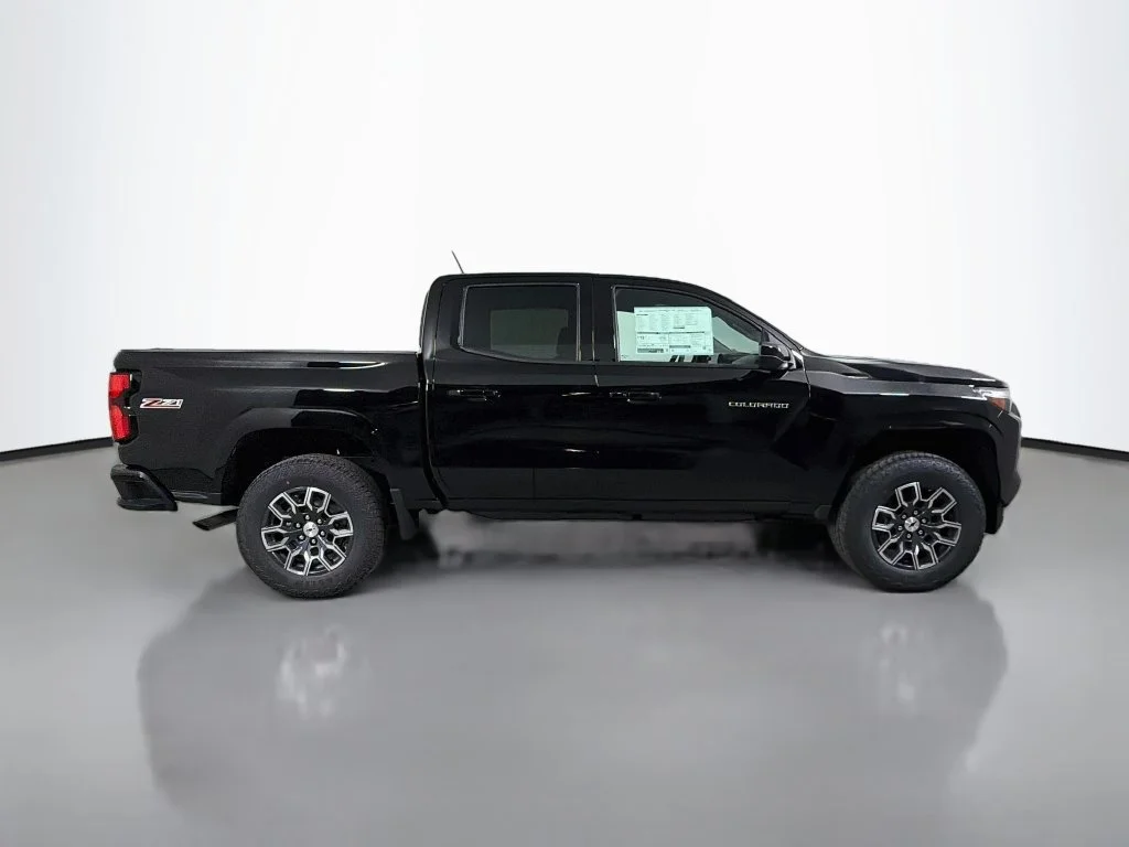 New 2026 Black Chevrolet Z71 image 5