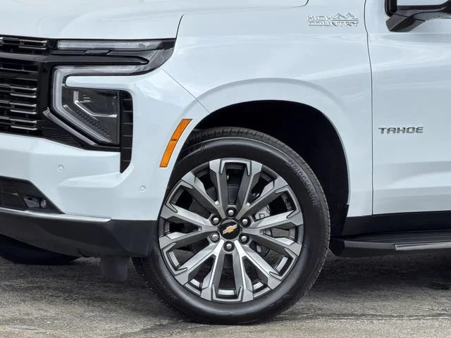 New 2026 Polar White Tricoat Chevrolet High Country image 8