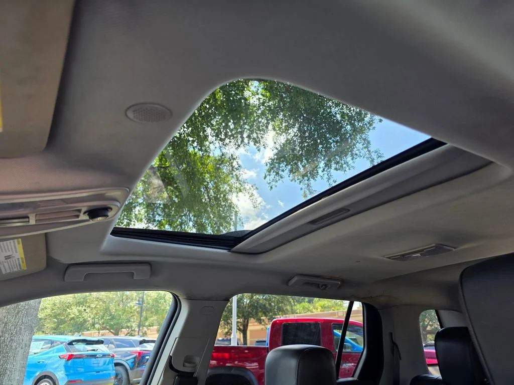 Used 2013 Quicksilver Metallic GMC Denali image 13