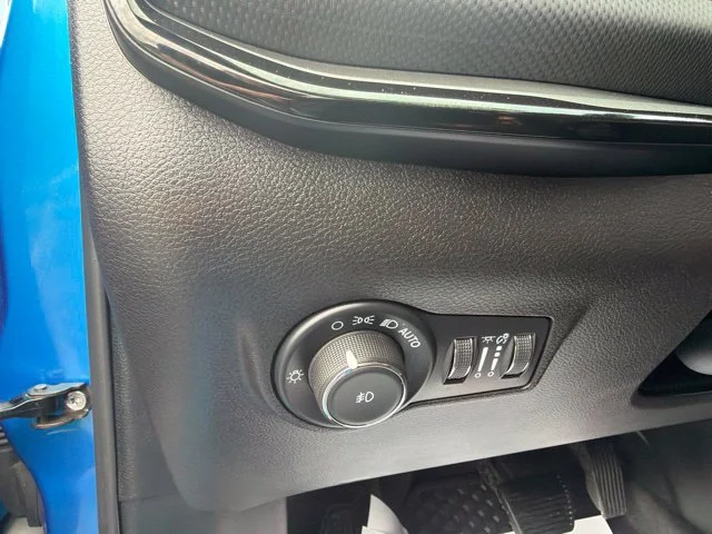 Used 2025 Blue Jeep Trailhawk image 30
