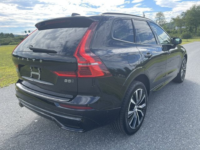 Used 2024 Black Volvo Plus Dark Theme image 4