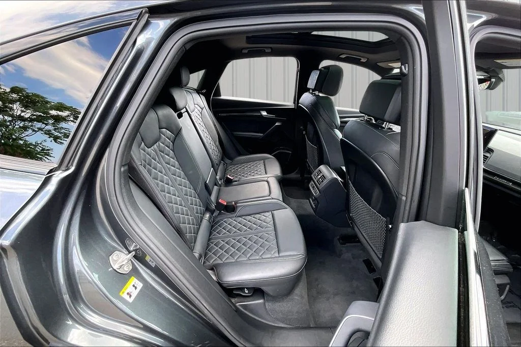Used 2023 Gray Audi Premium Plus image 25