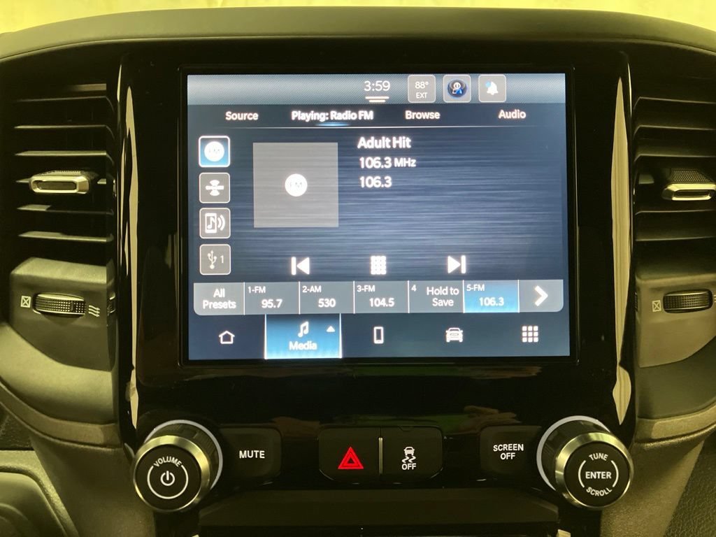 New 2026 Bright White Clearcoat RAM Tradesman image 5