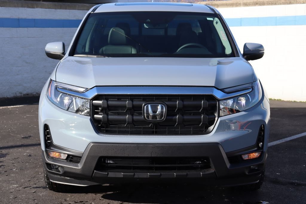 New 2026 Sonic Gray Pearl Honda RTL image 8