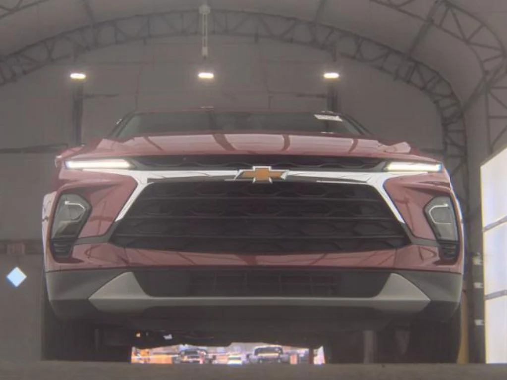 Used 2024 Red Chevrolet LT image 3