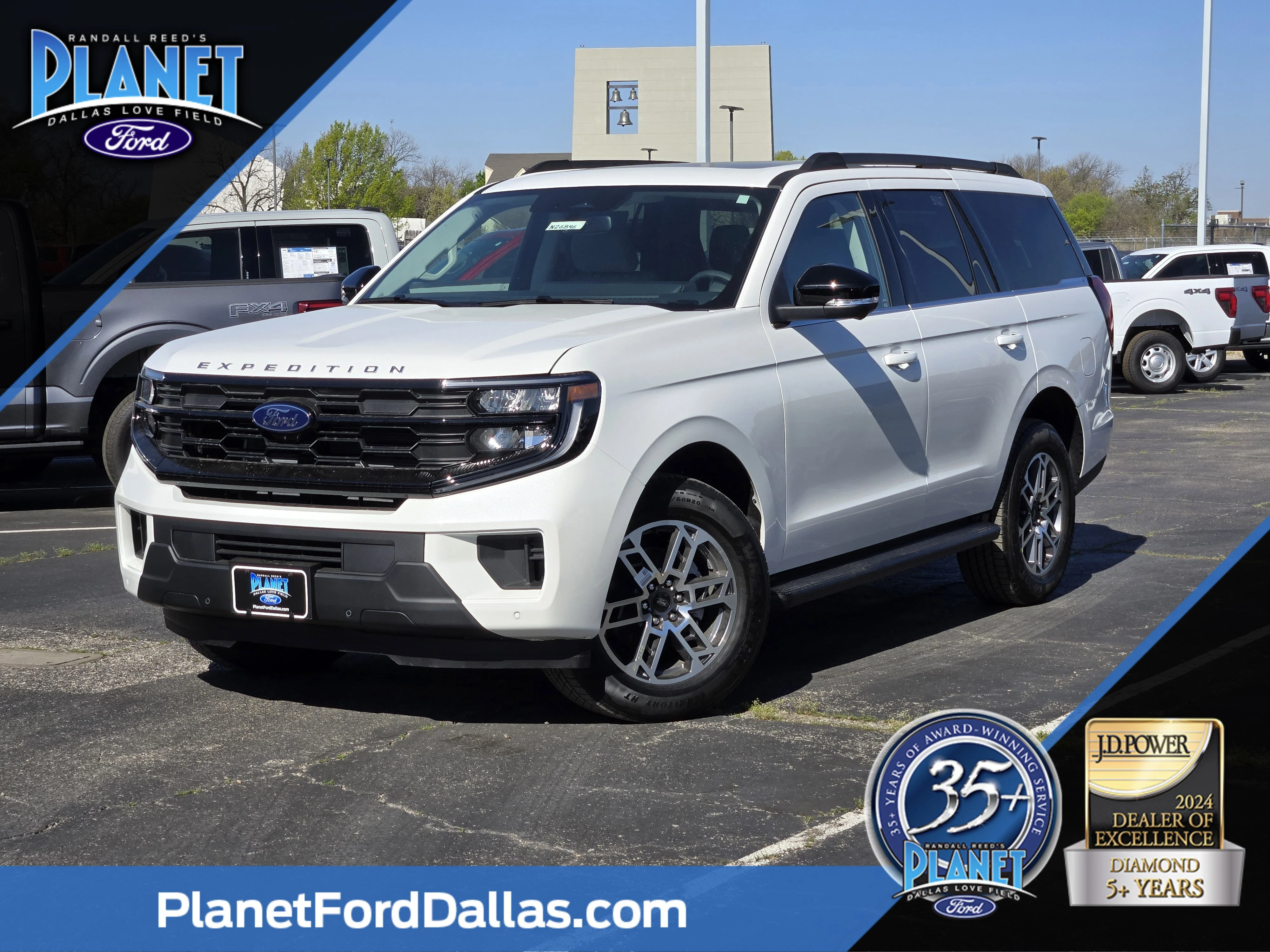 2026 Ford Expedition Active's photo