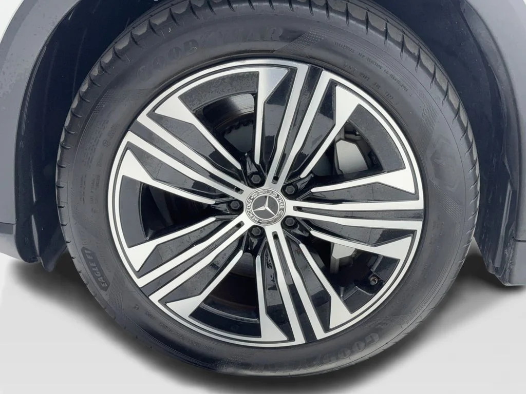 Used 2023 White Mercedes-Benz 450 image 61