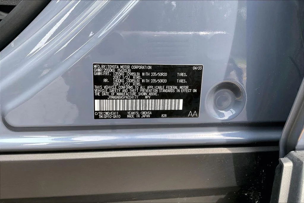 Certified Used 2023 Gray Subaru Touring image 37