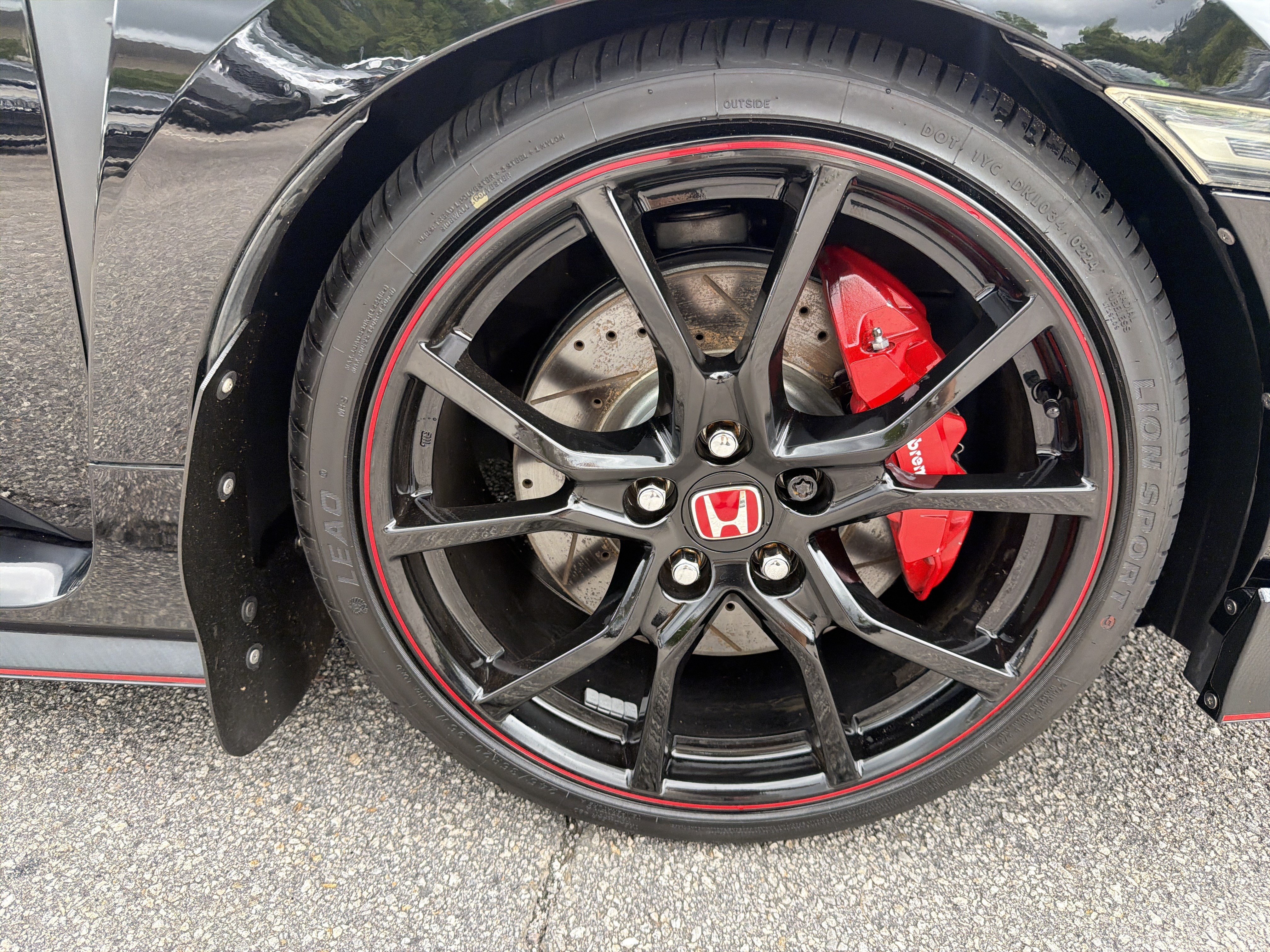 Used 2017 Crystal Black Pearl Honda Type R Touring image 21